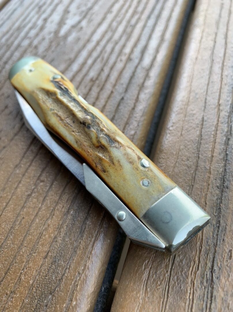 Case XX 3 Dot (1977) Stag 5111 1/2 Blue Scroll Cheetah Knife | Old ...