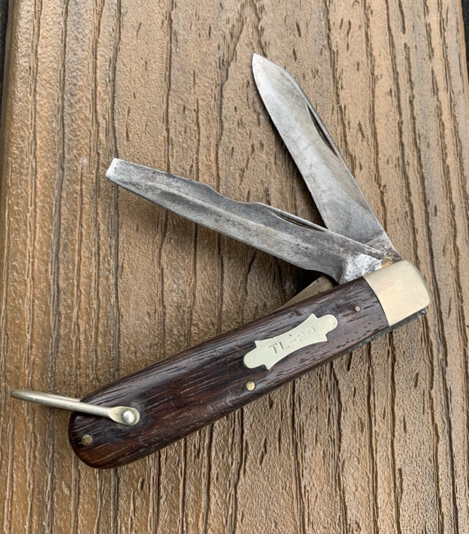 Camillus Cut Co WWII TL-29 pocket knife 4 Line stamp – Old Pocket Knives