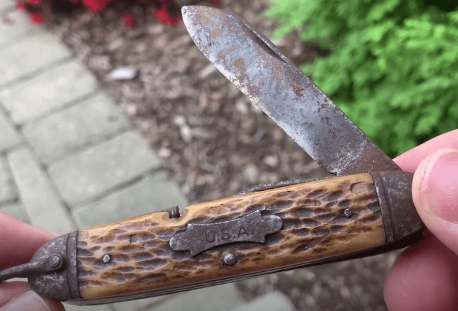 Camillus WWII Engineers Knife